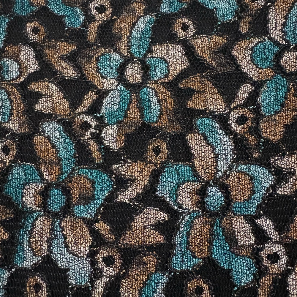 Floral Patterned Women's Top - Picture 6 of 6